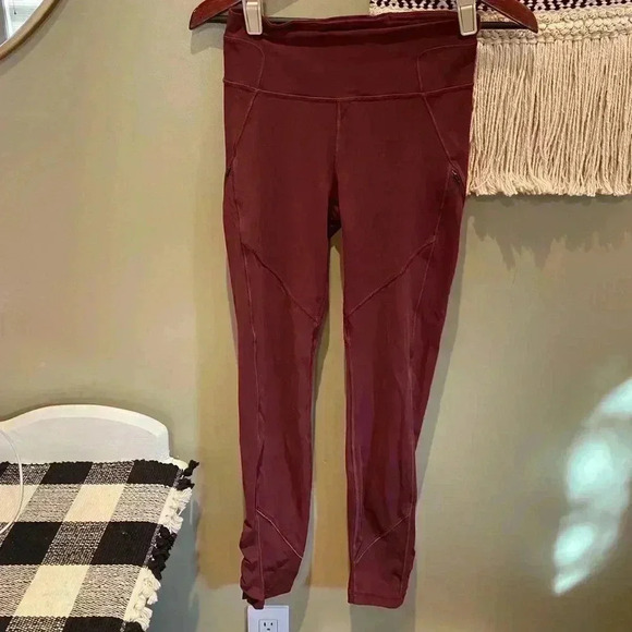 LULULEMON RARE RAIN ON TRAIN ON TIGHT LEGGINGS IN REDWOOD COLOR SIZE 6 - Picture 7 of 9